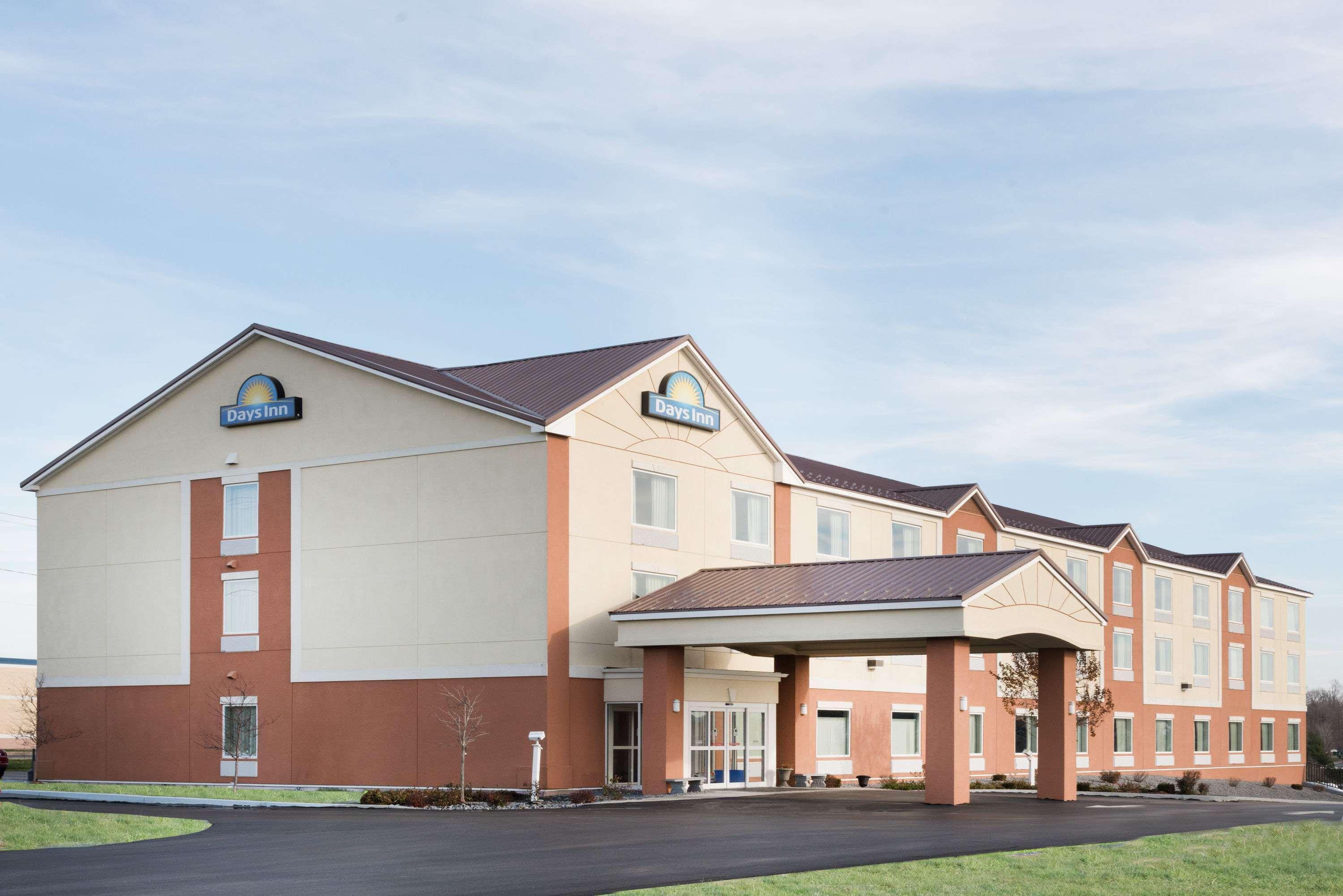 Days Inn By Wyndham Watertown Fort Drum Evans Mills Eksteriør bilde