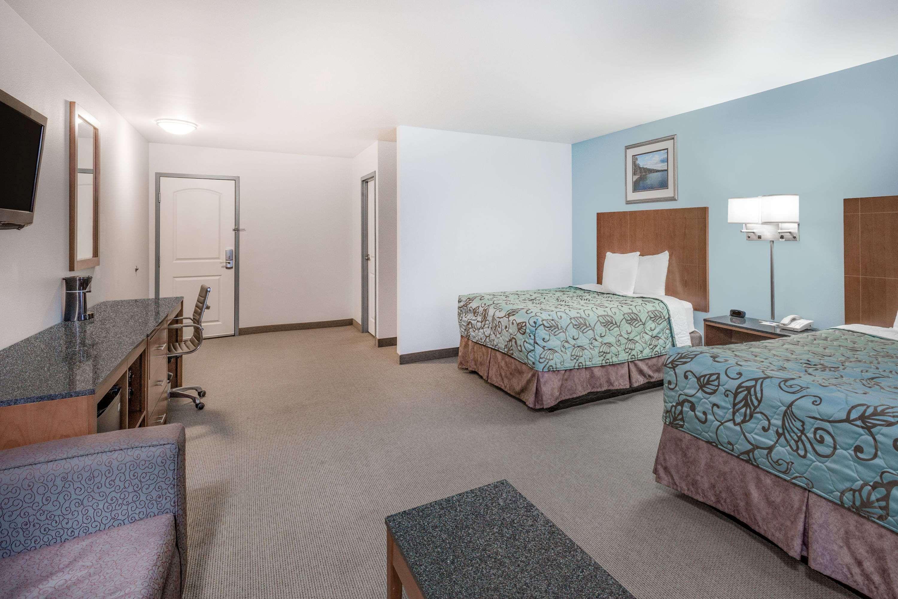 Days Inn By Wyndham Watertown Fort Drum Evans Mills Eksteriør bilde