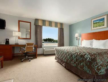 Days Inn By Wyndham Watertown Fort Drum Evans Mills Eksteriør bilde